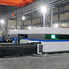 FL-L1530FEHR-12000-D350-IPG Лазерный станок для резки листового металла и труб со сменным столом и кабинетной защитой